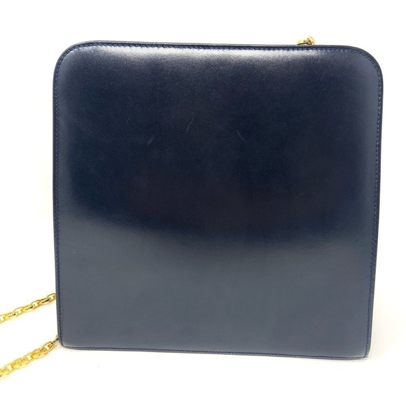 Salvatore Ferragamo Gancini Black Leather Shoulder Bag – Iconic Gold Logo - Picture 4 of 12